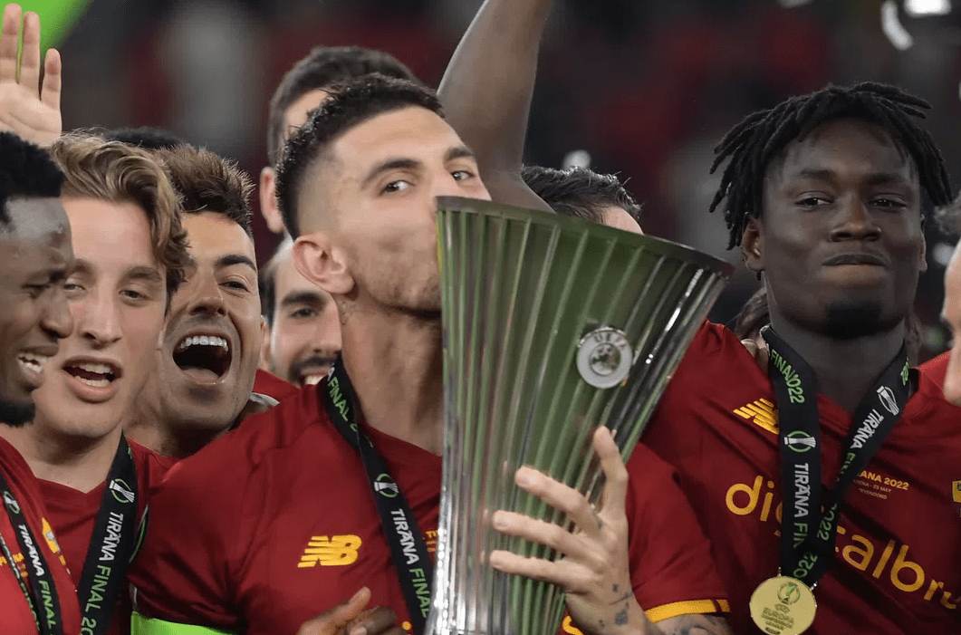 半岛体育app下载-罗马球队近况